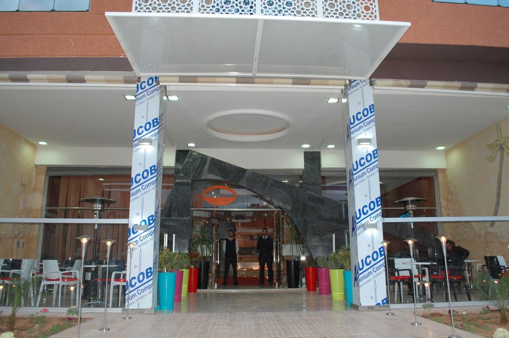 Hotel Salwan Layun Dış mekan fotoğraf