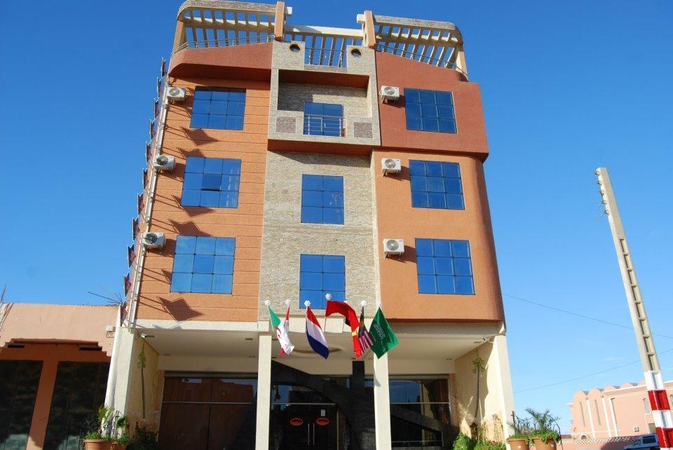 Hotel Salwan Layun Dış mekan fotoğraf